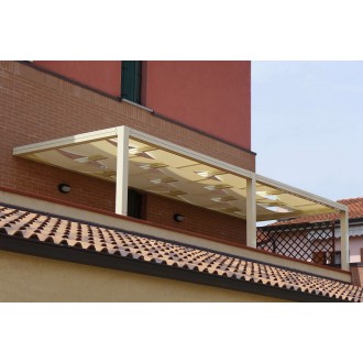 Pergola toile tendue entrelacée