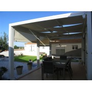 Stores en façade micro-perforé toile tendue entrelacée autoportée