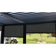 Rideau acrylique motorisé pour pergola