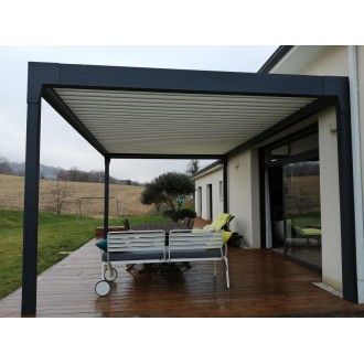 Pergola bioclimatique autoportée 7x6