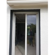 Porte fenêtre pvc 2 ouvrants sans soubassement