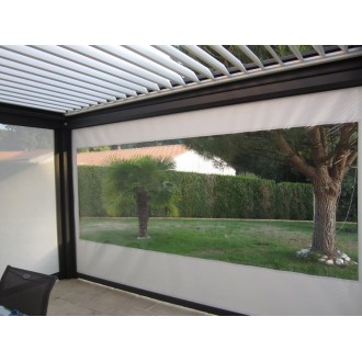 Rideau transparent motorisé pour pergola