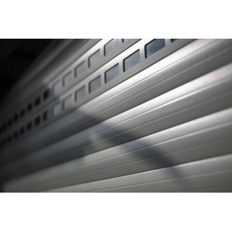 2 rangées hublots porte de garage enroulable gris