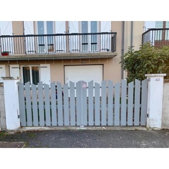 Portail PVC Battant Oya