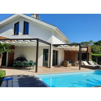 Pergola toile rétractable micro-perforée autoportée