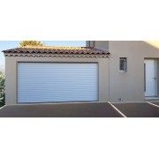 Porte de garage enroulable motorisée blanc 9016