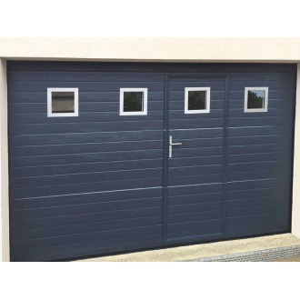 Porte de Garage Sectionnelle Manuelle + Portillon de Service Panneaux Isolants Acier 40 mm Ressort Torsion RT200 Sur Mesure