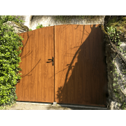 Portail PVC Battant Mont Chapeau de Gendarme Chêne Doré